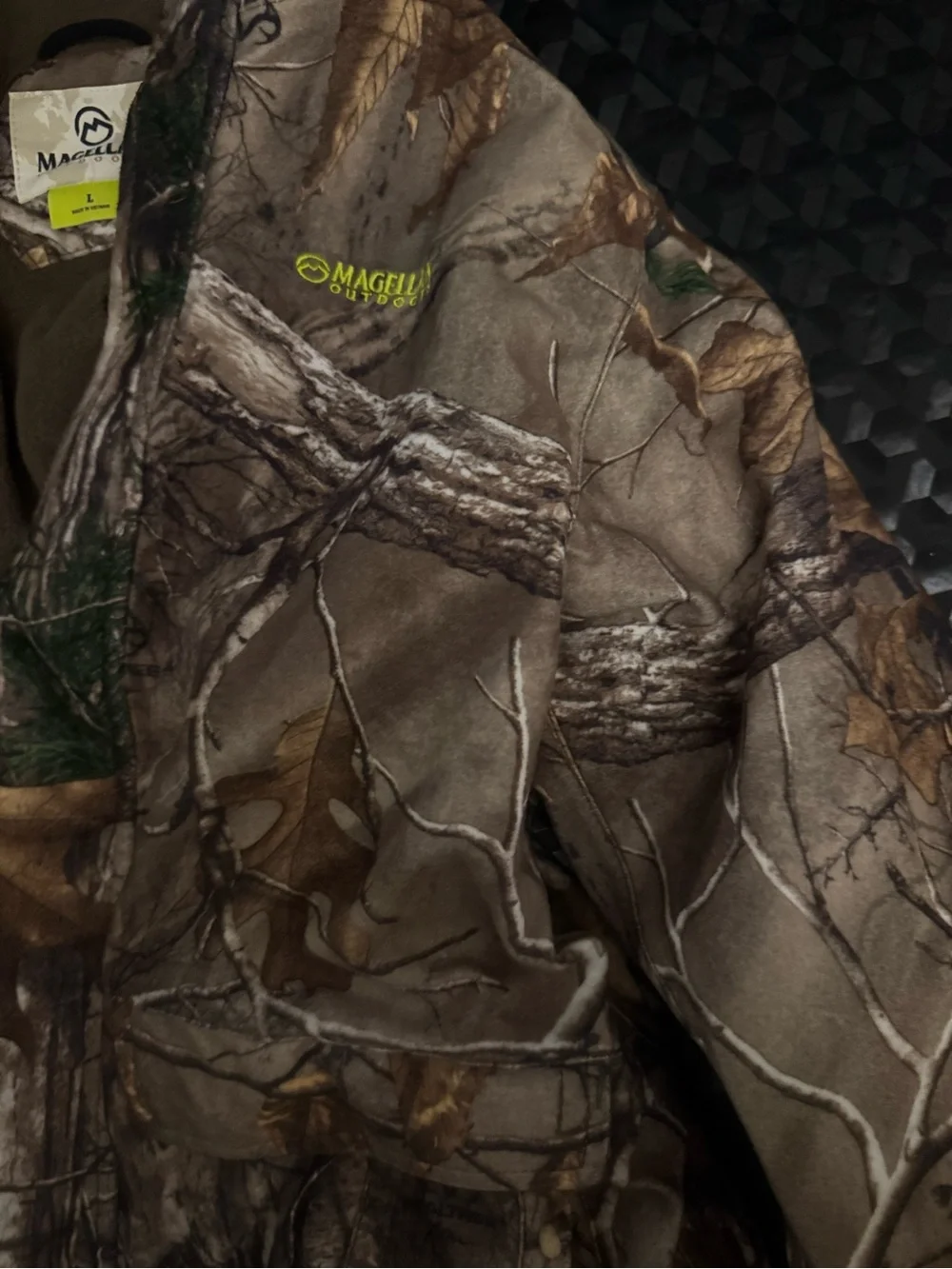 Kid’s Magellan Outdoors Realtree Camo Hooded Field Hunting Jacket